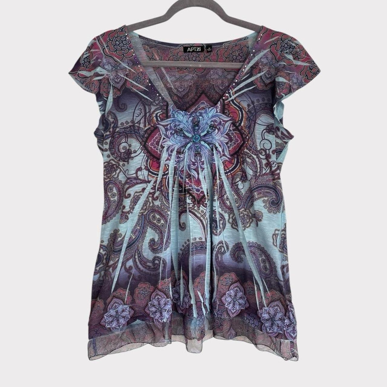 item listed by lizaslooks