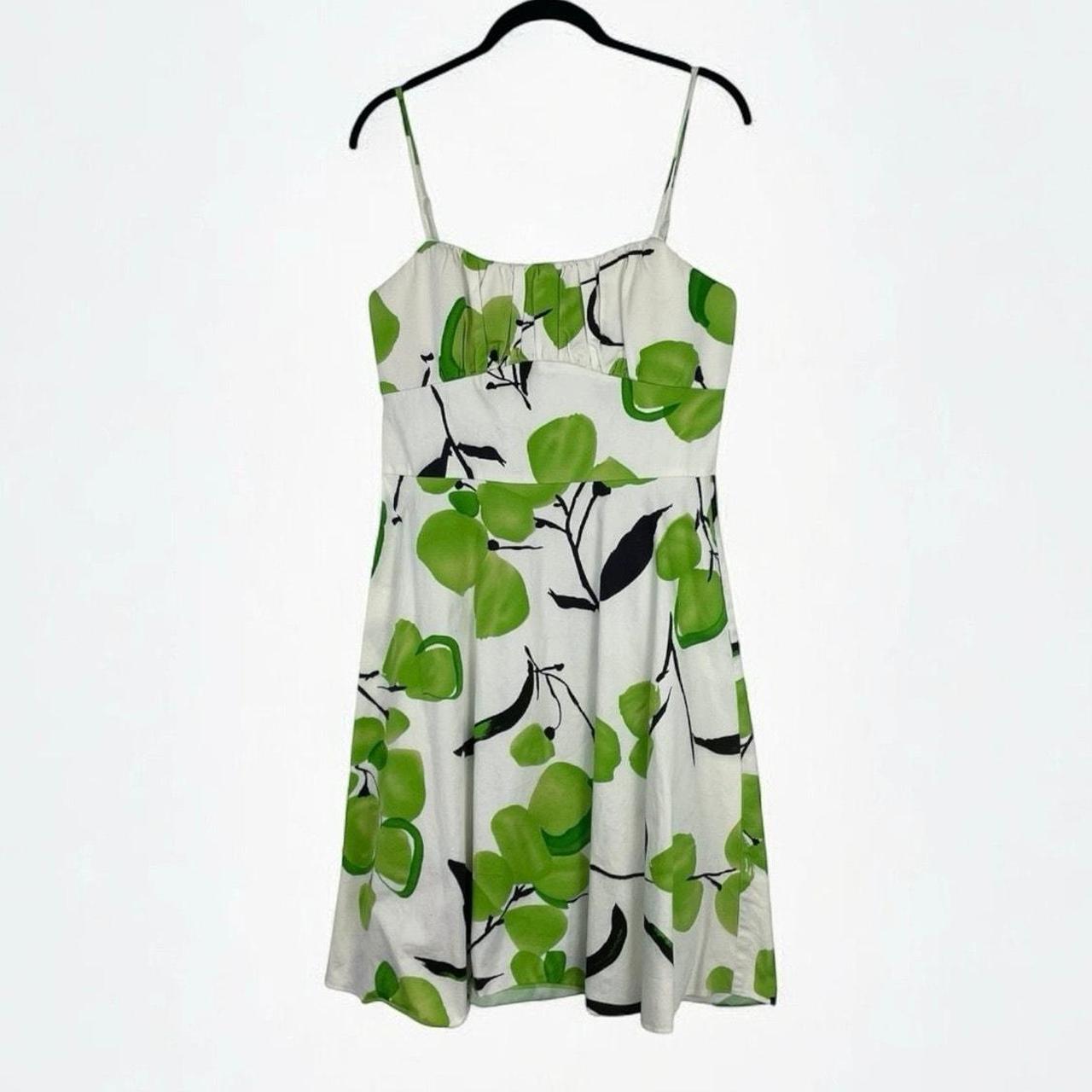 item listed by lizaslooks