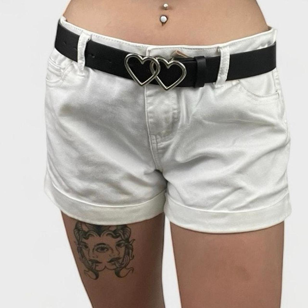 item listed by lizaslooks