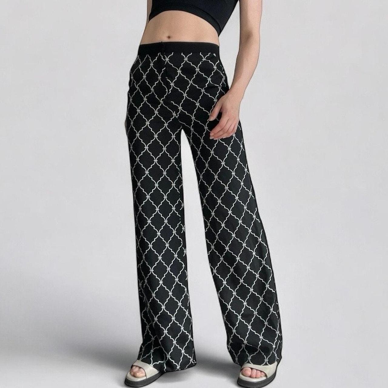 item listed by lizaslooks