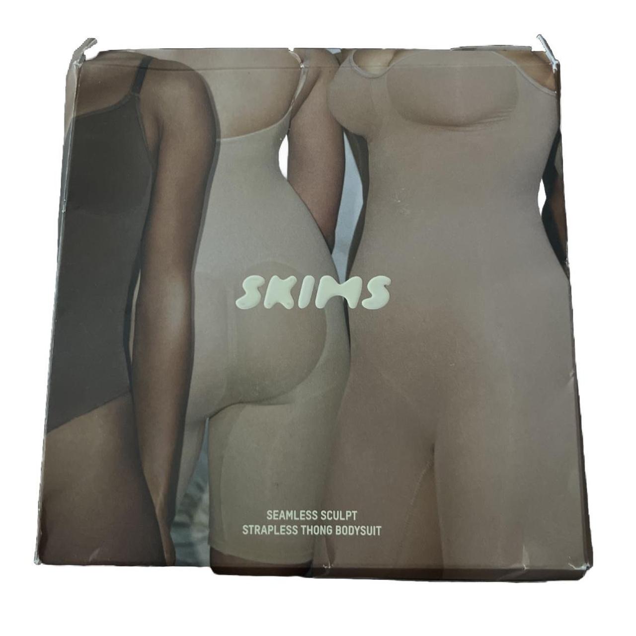 skims seamless sculpt strapless bodysuit Size large - Depop