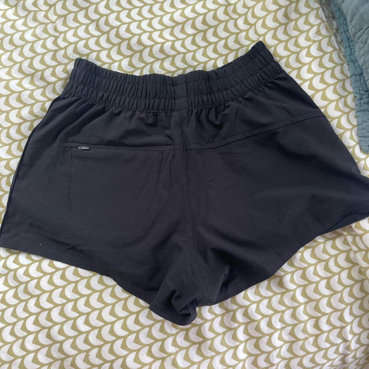 Vuori Women's Shorts | Depop