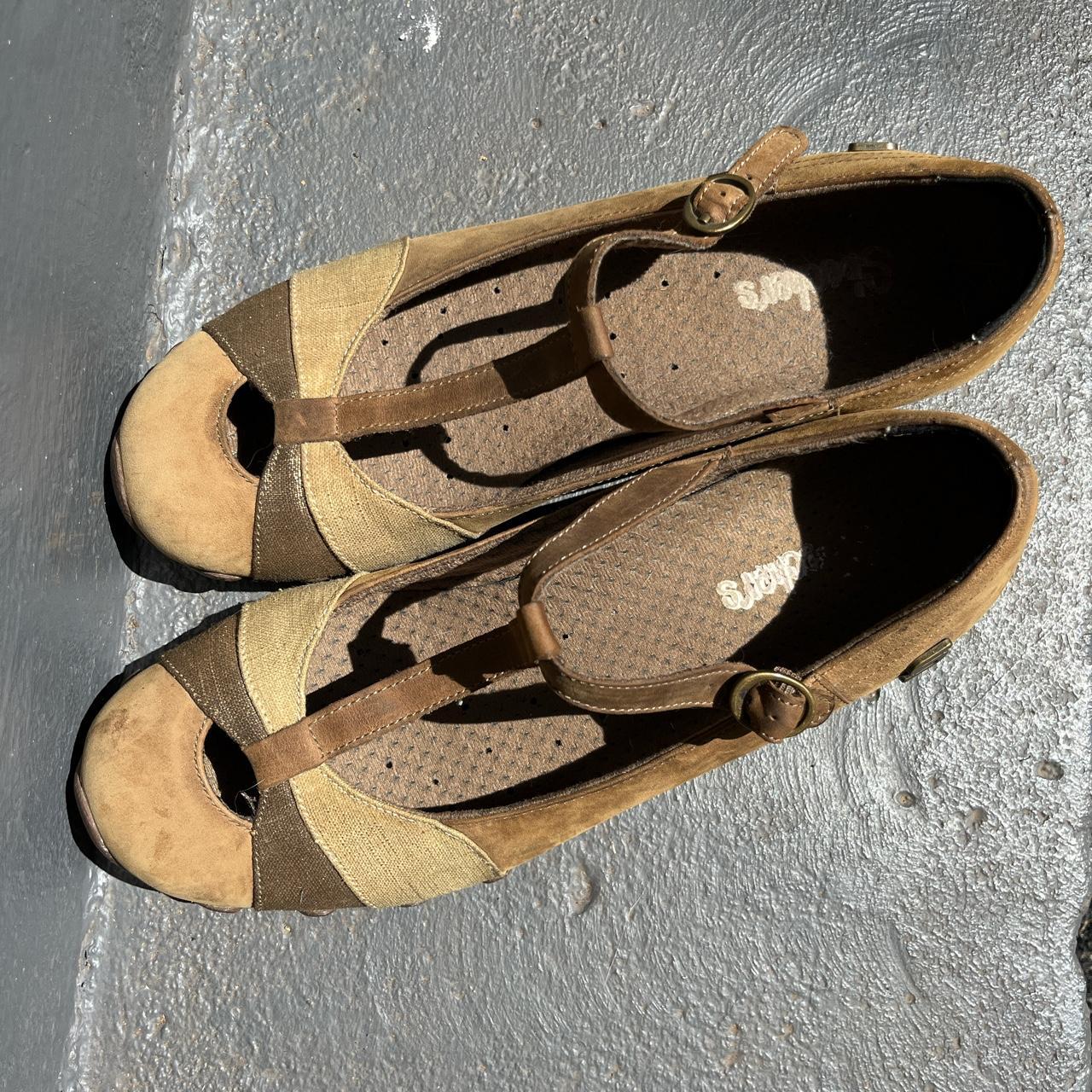 Skechers tan online sandals