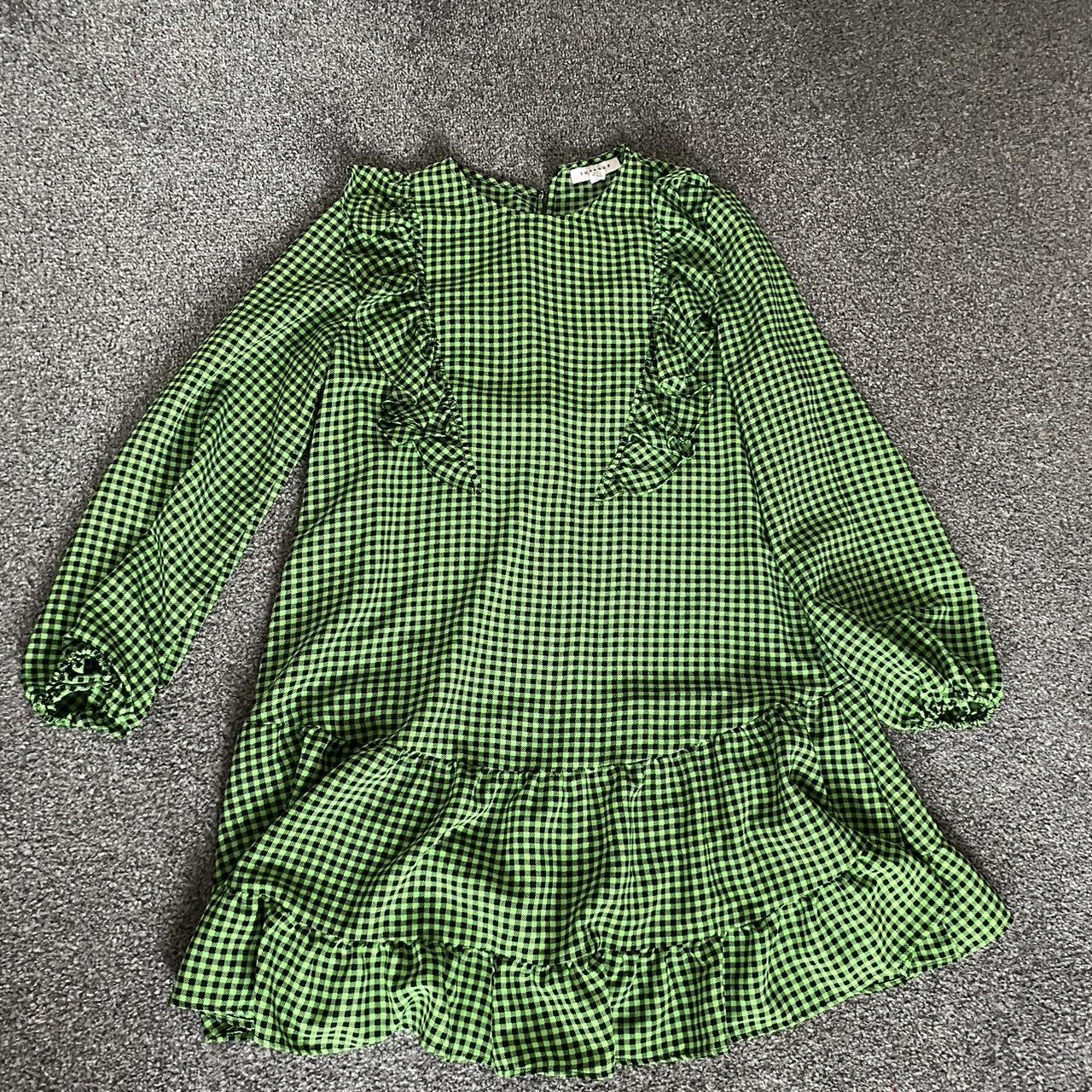 green gingham shift style dress Size 8... Depop