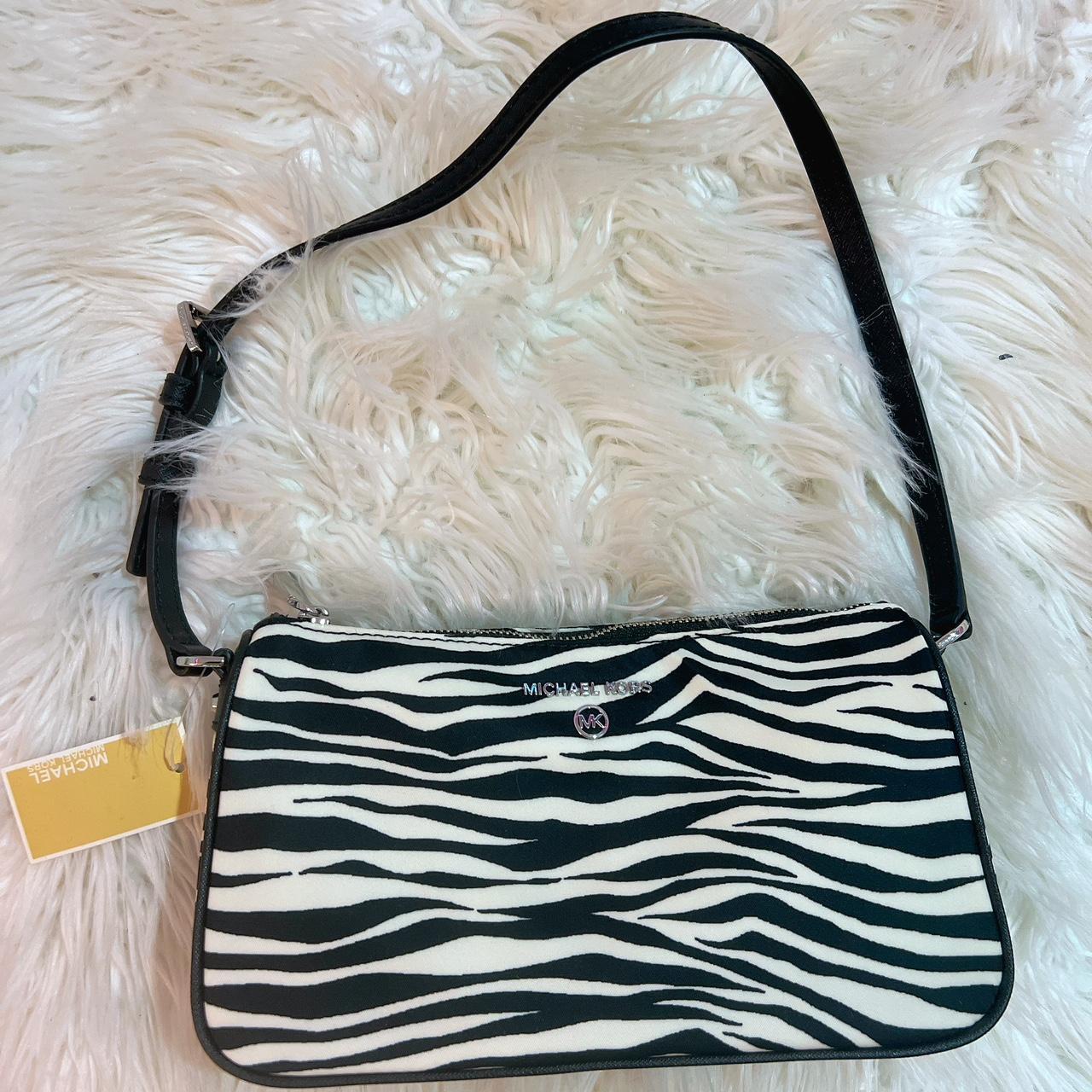 Women's Black and White Bag | Depop