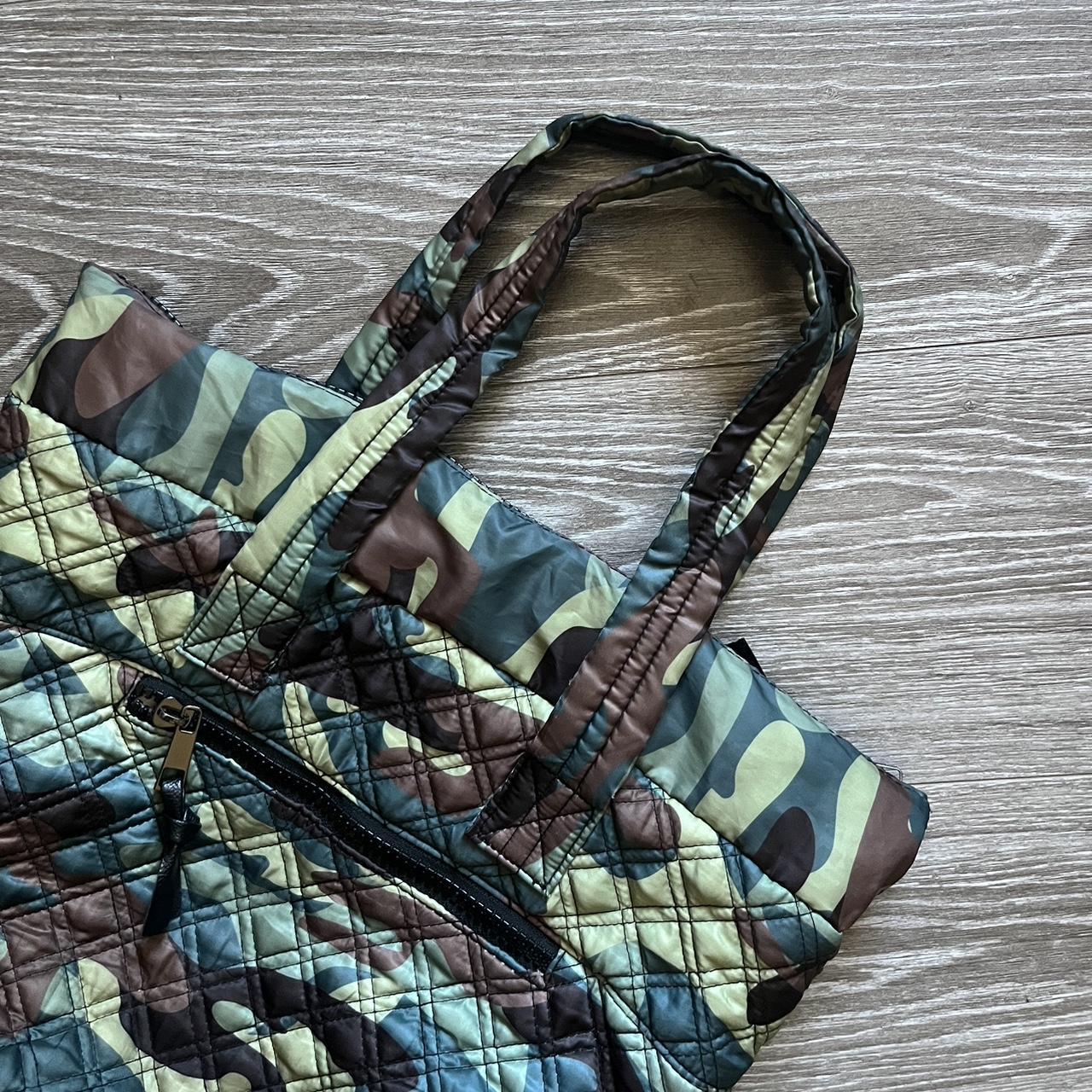 Sondra roberts discount squared camo bag