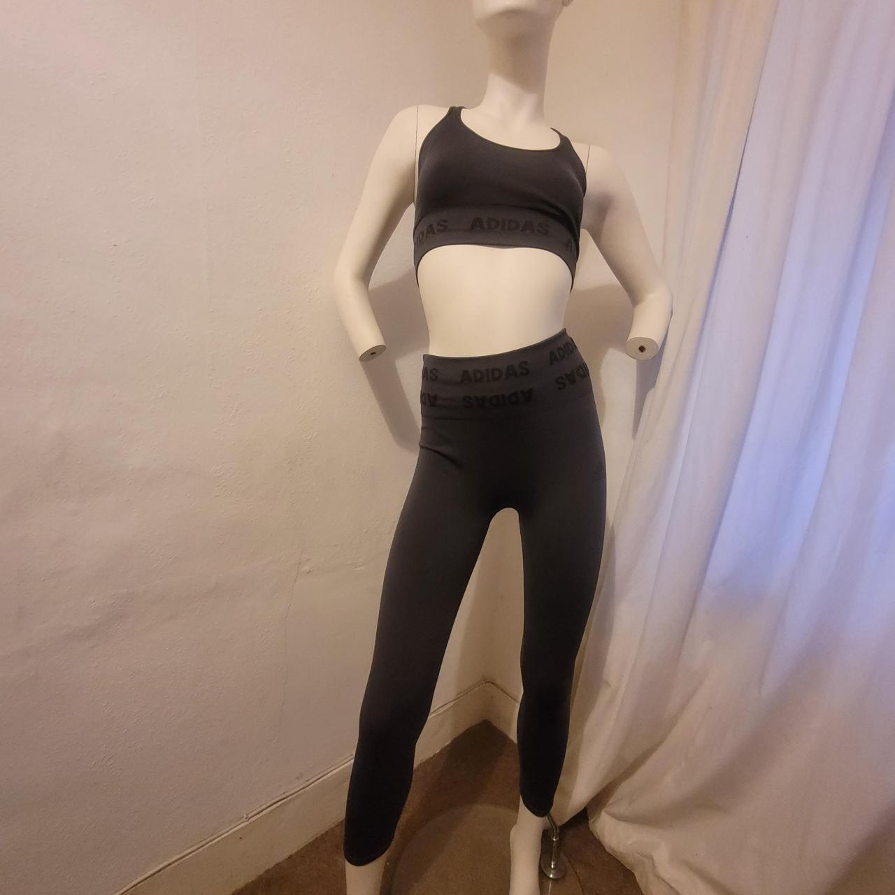 item listed by fayeantonia