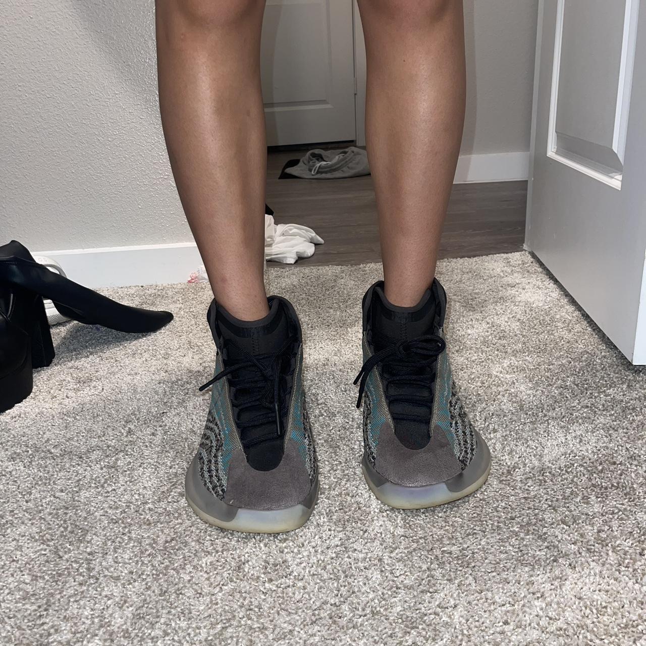 yeezy quantum sea teal