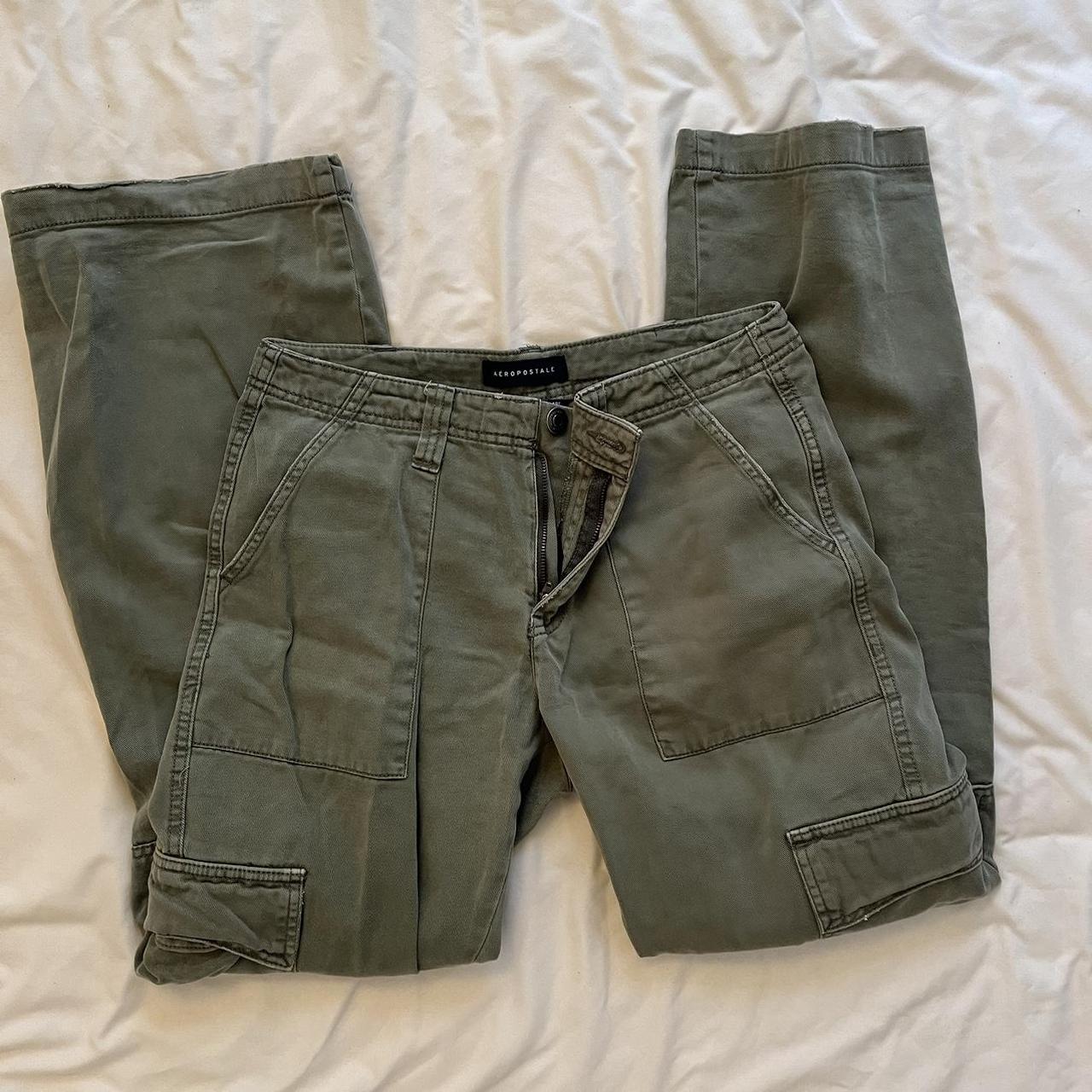 Aeropostale low rise green khaki cargo pants size... Depop