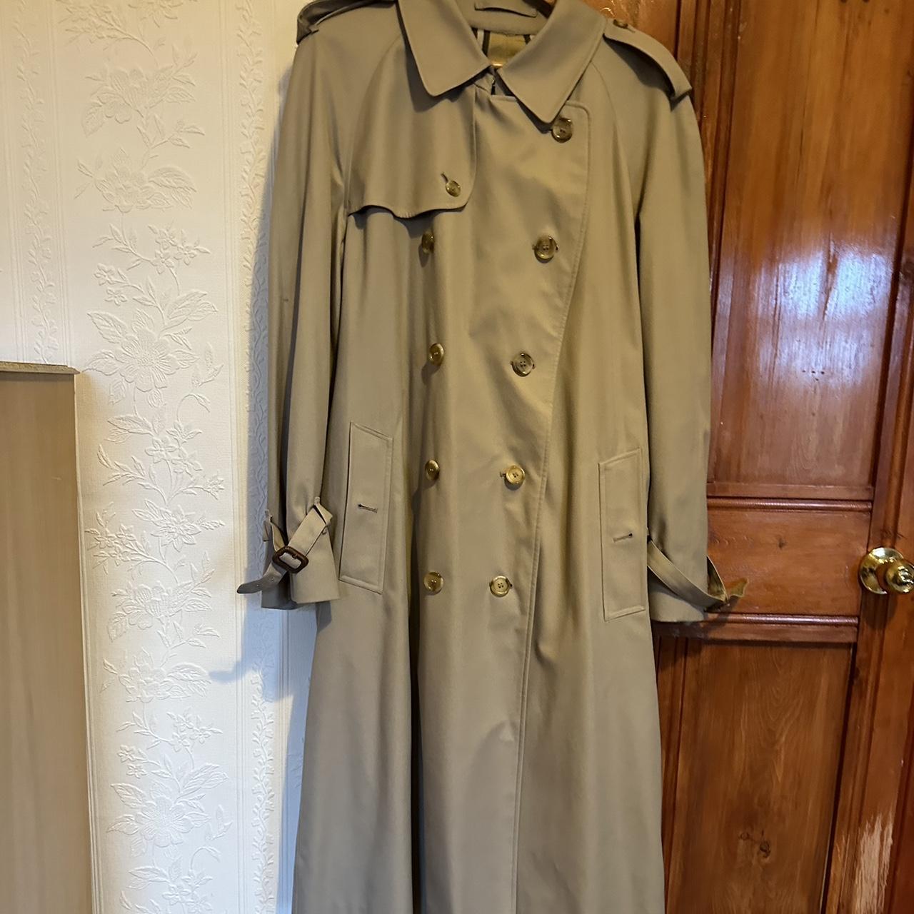 Burberry hotsell coat xl