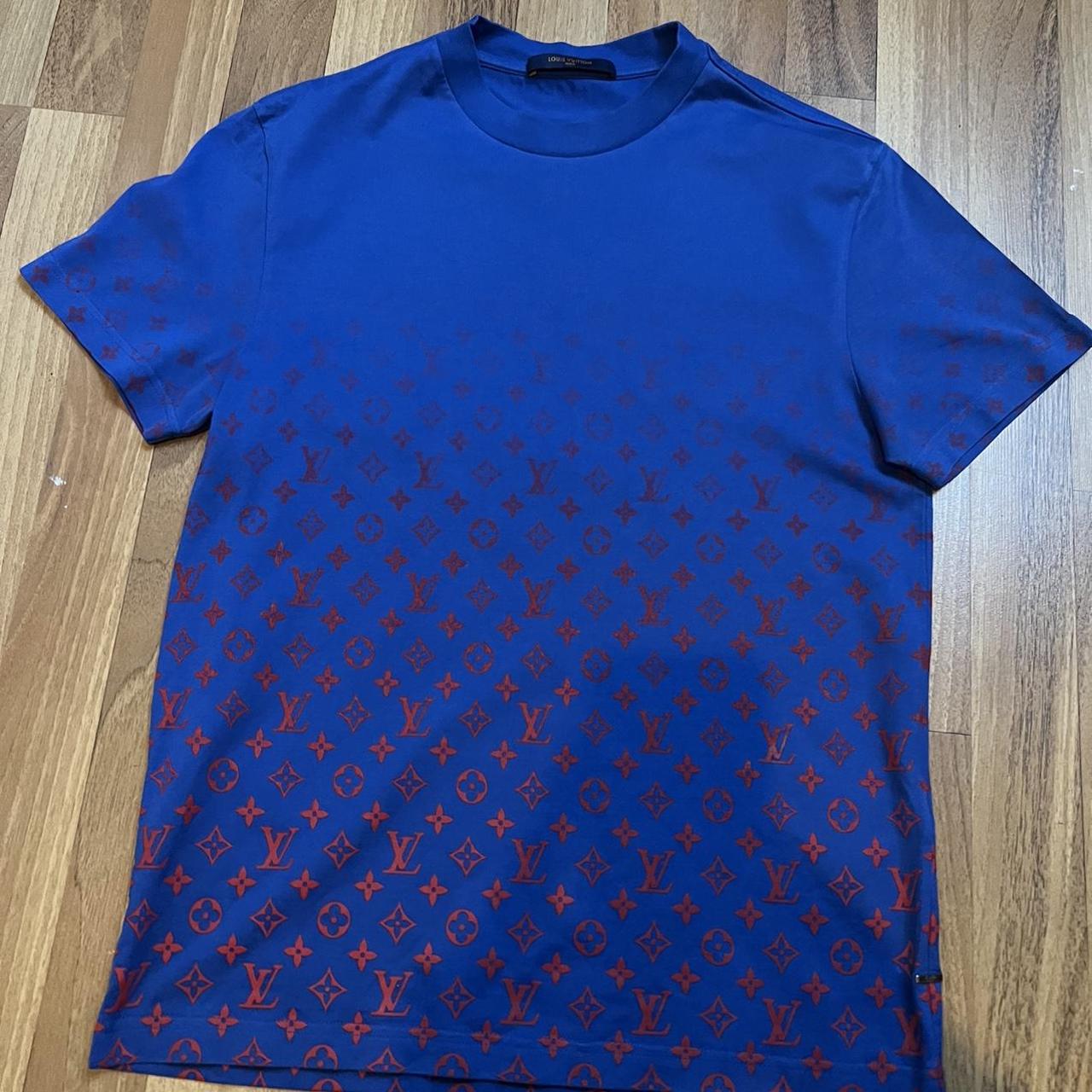 Louis Vuitton monogram tshirt blue small - Depop