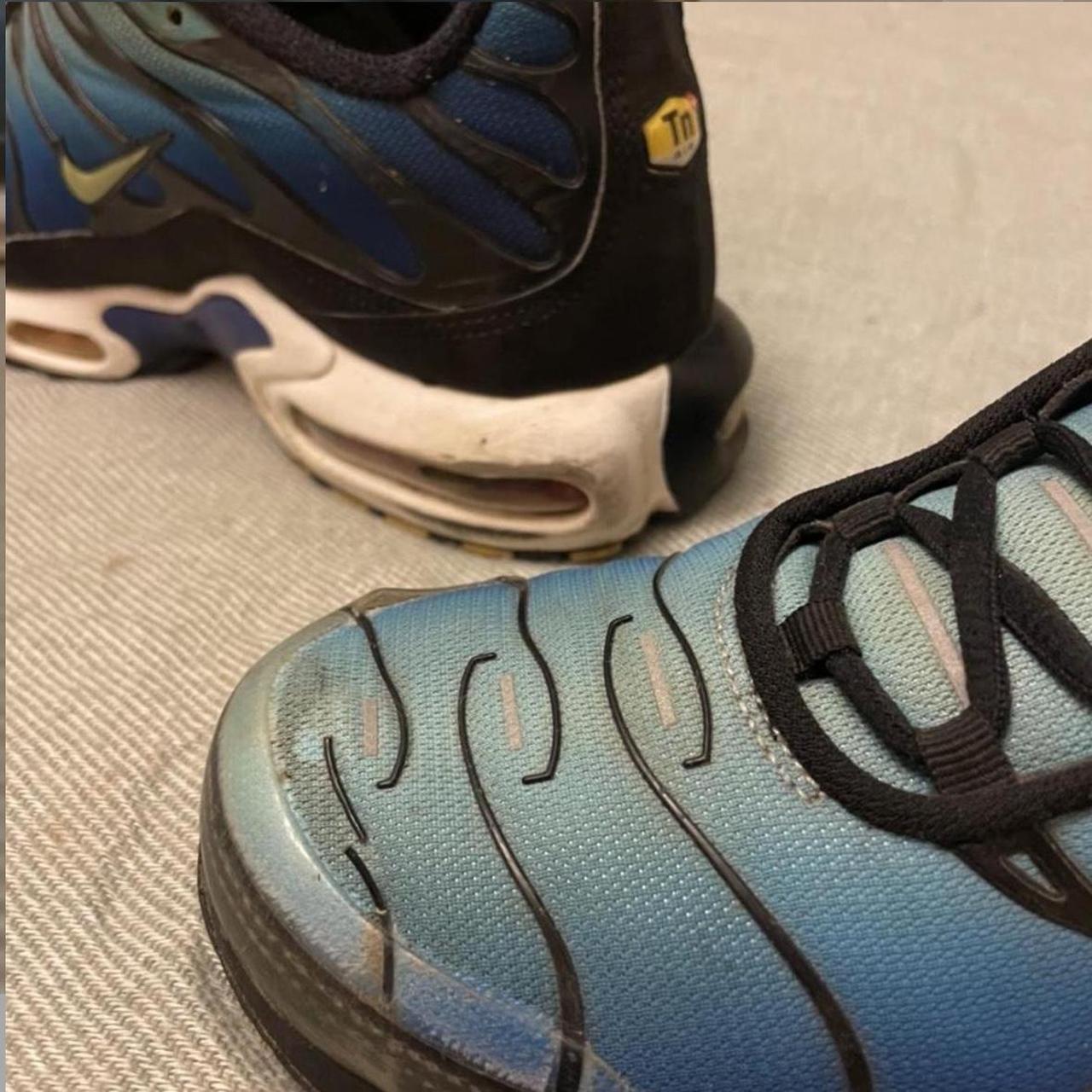 tn blue nike