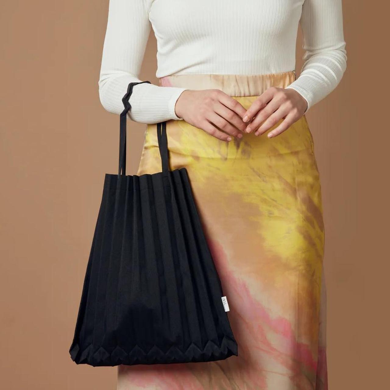 Issey miyake discount pleats bags