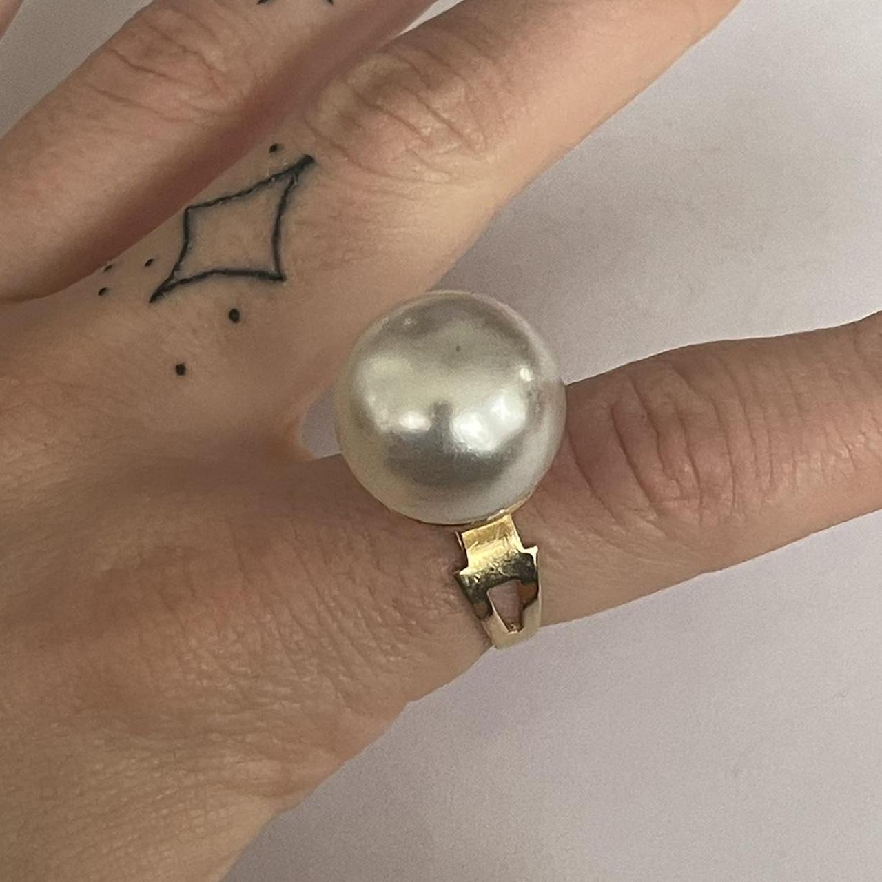 adjustable big gaudy pearl ring Depop