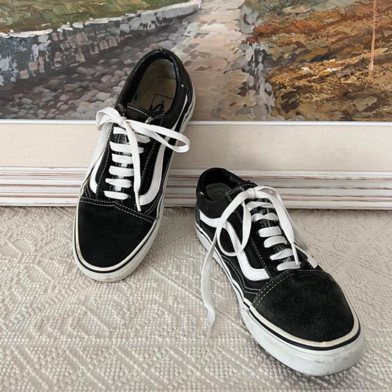 Scarpe Vans Old Skoll nere e bianche. Taglia 37