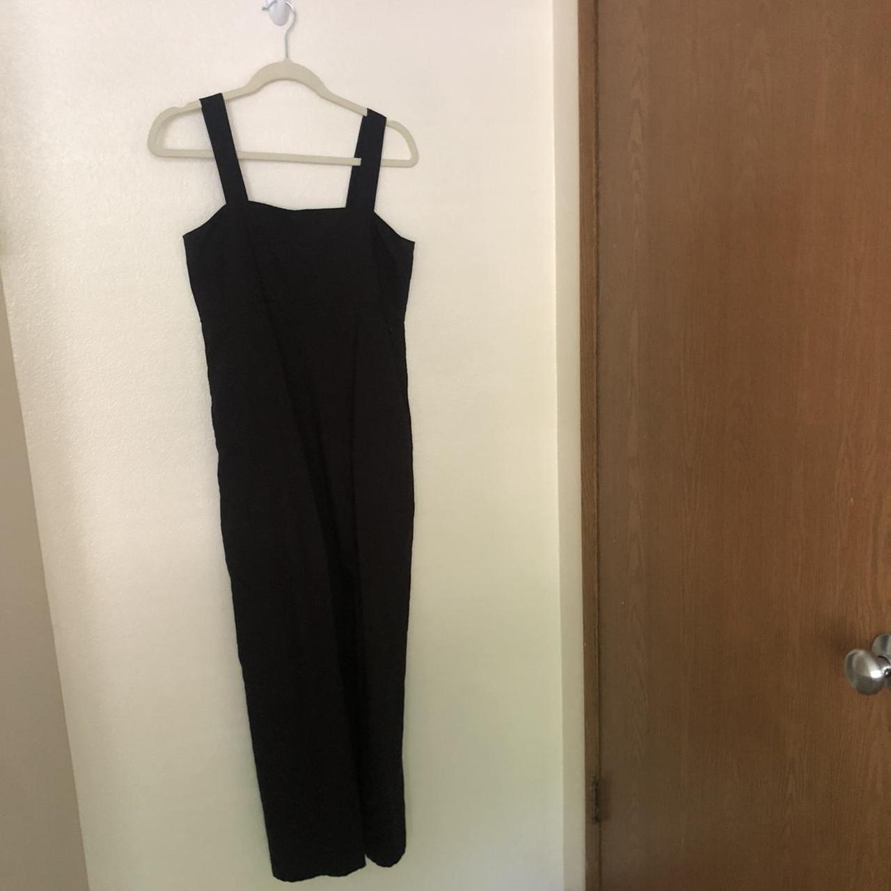 UNIQLO Women's Black Jumpsuit Depop