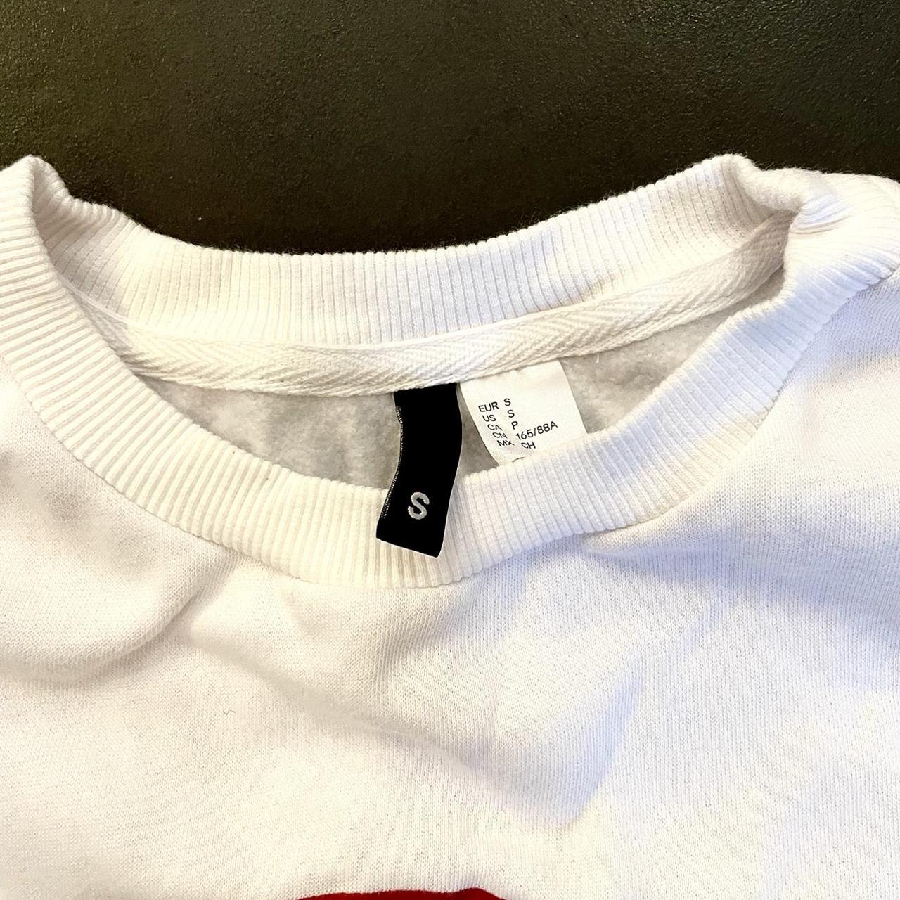 H&M Women's White Sweatshirt Depop
