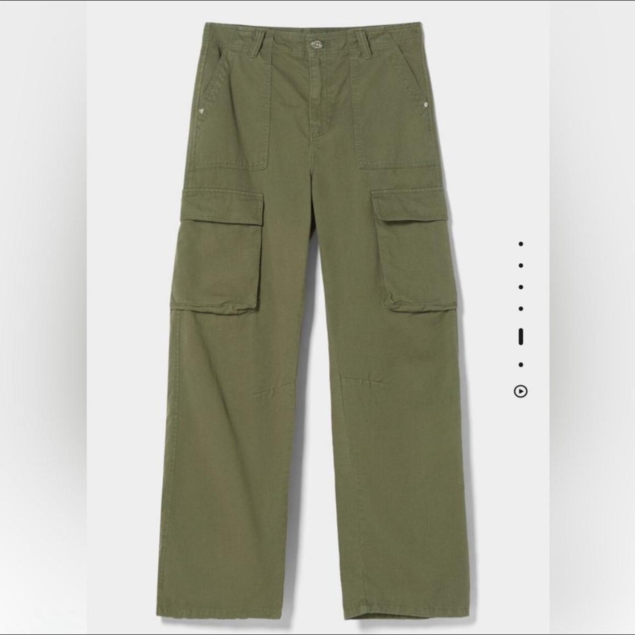 Bershka cargo pant Medium rise, straight leg. Have... Depop
