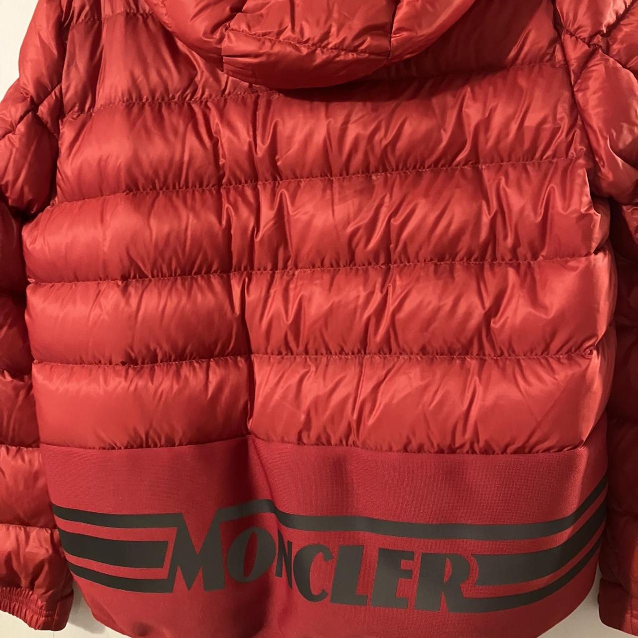 Moncler Verte Mens Down jacket Red Size M TG2. Depop