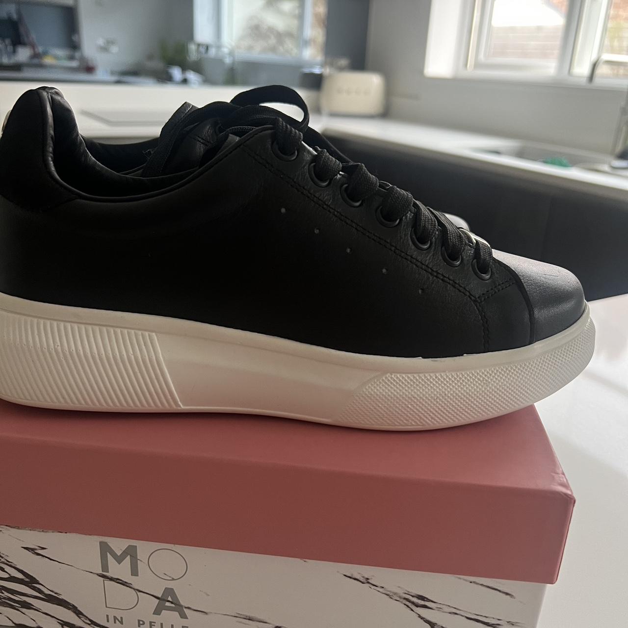 Moda in Pelle Women's Trainers | Depop