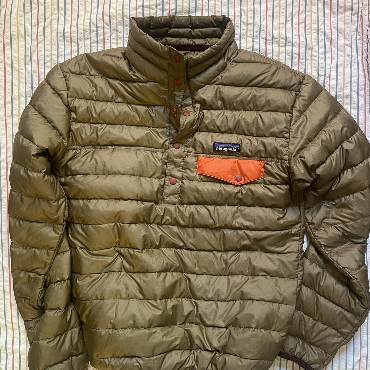 Patagonia brown and orange puffer pullover jacket