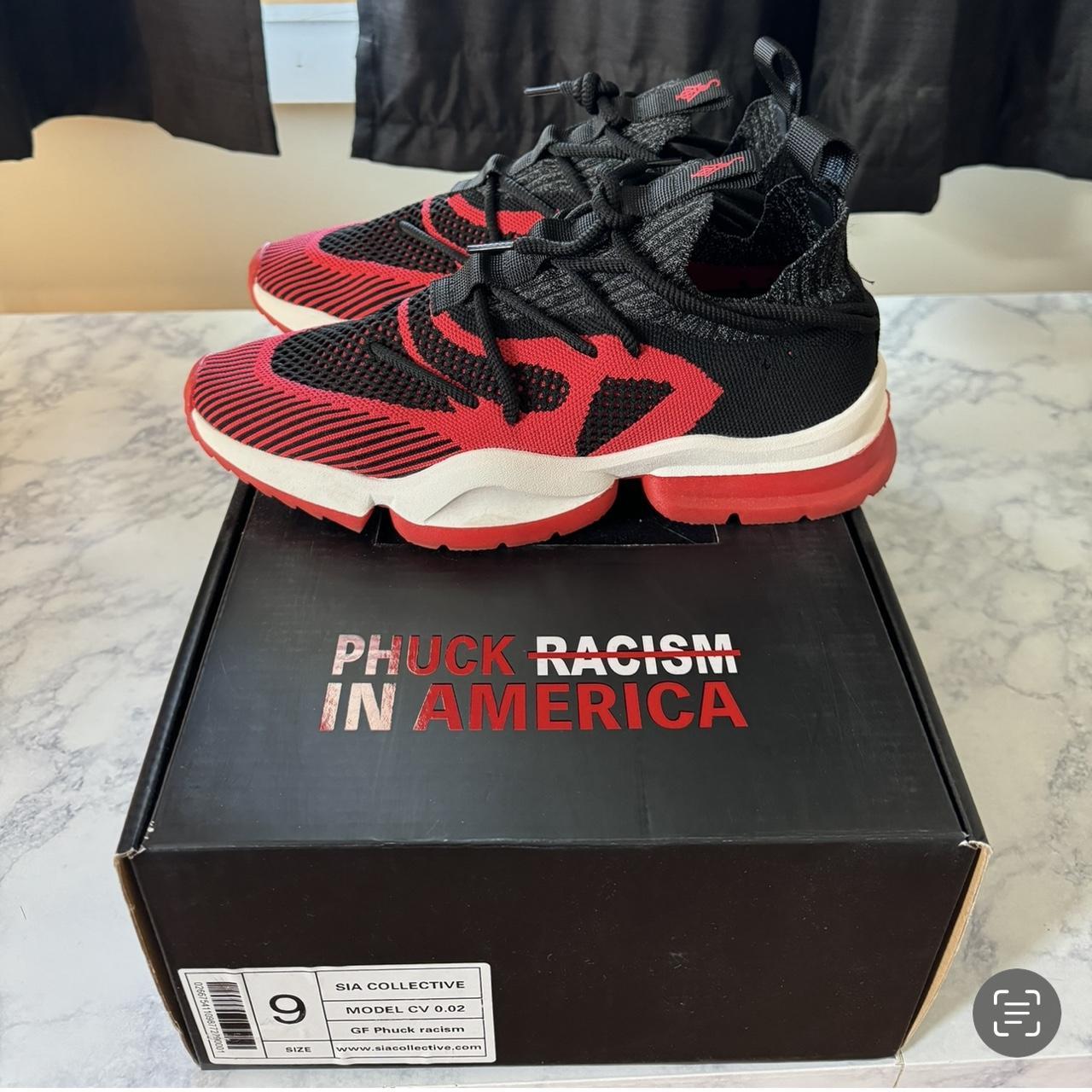 Sia Collective CV 0.02 