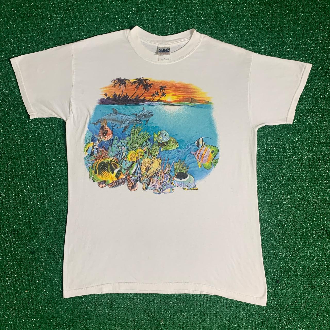 vintage-ocean-wildlife-white-graphic-tee-in-great-depop
