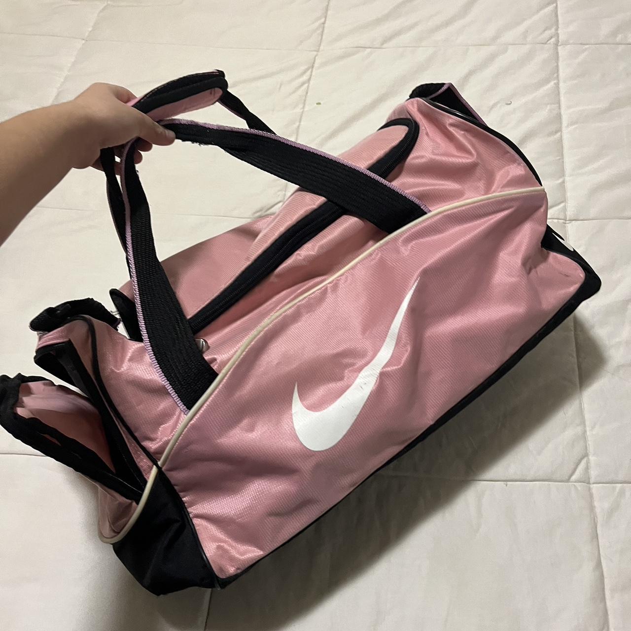 Nike Women's Bag Depop