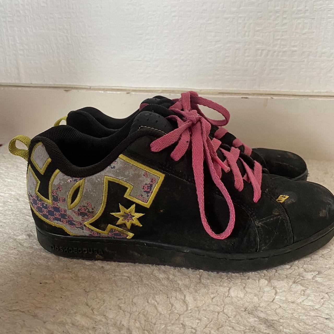 DC Shoes Women's Pink and Black Trainers | Depop