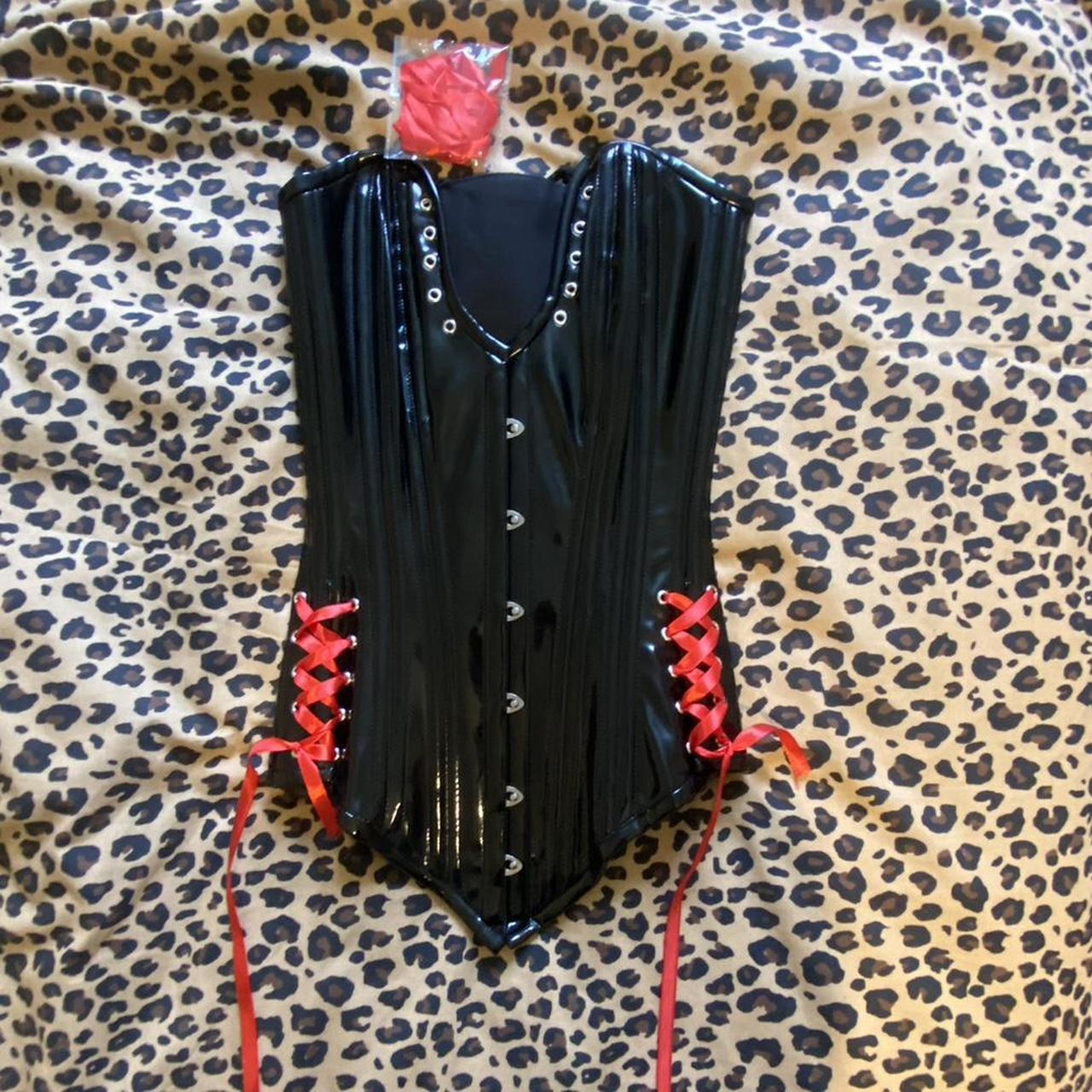 Women's Black and Red Corset | Depop