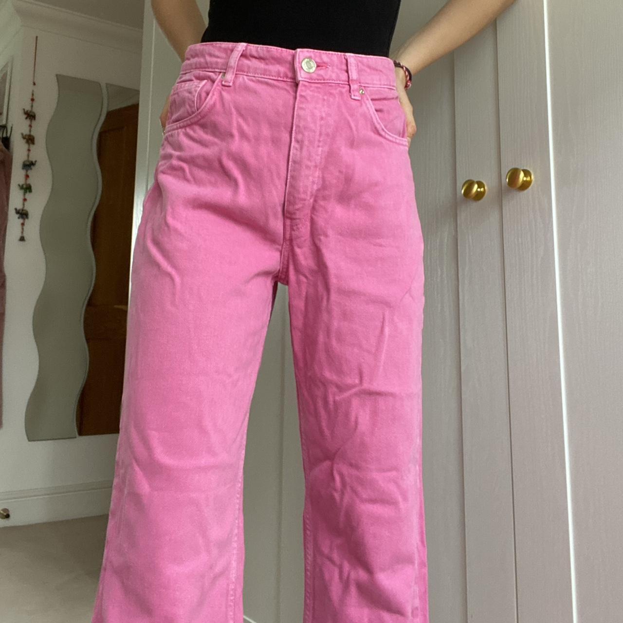 Zara pink wide leg jeans Super cool, only selling as... Depop