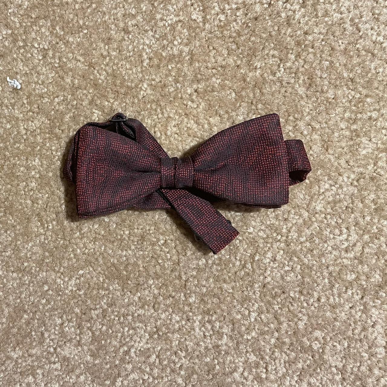 Vintage Bill Blass red paisley bow tie set with...