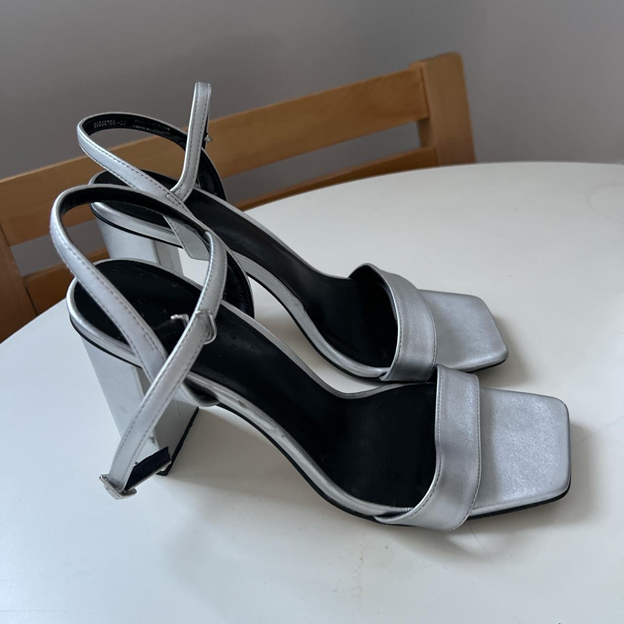 Very best sale silver heels