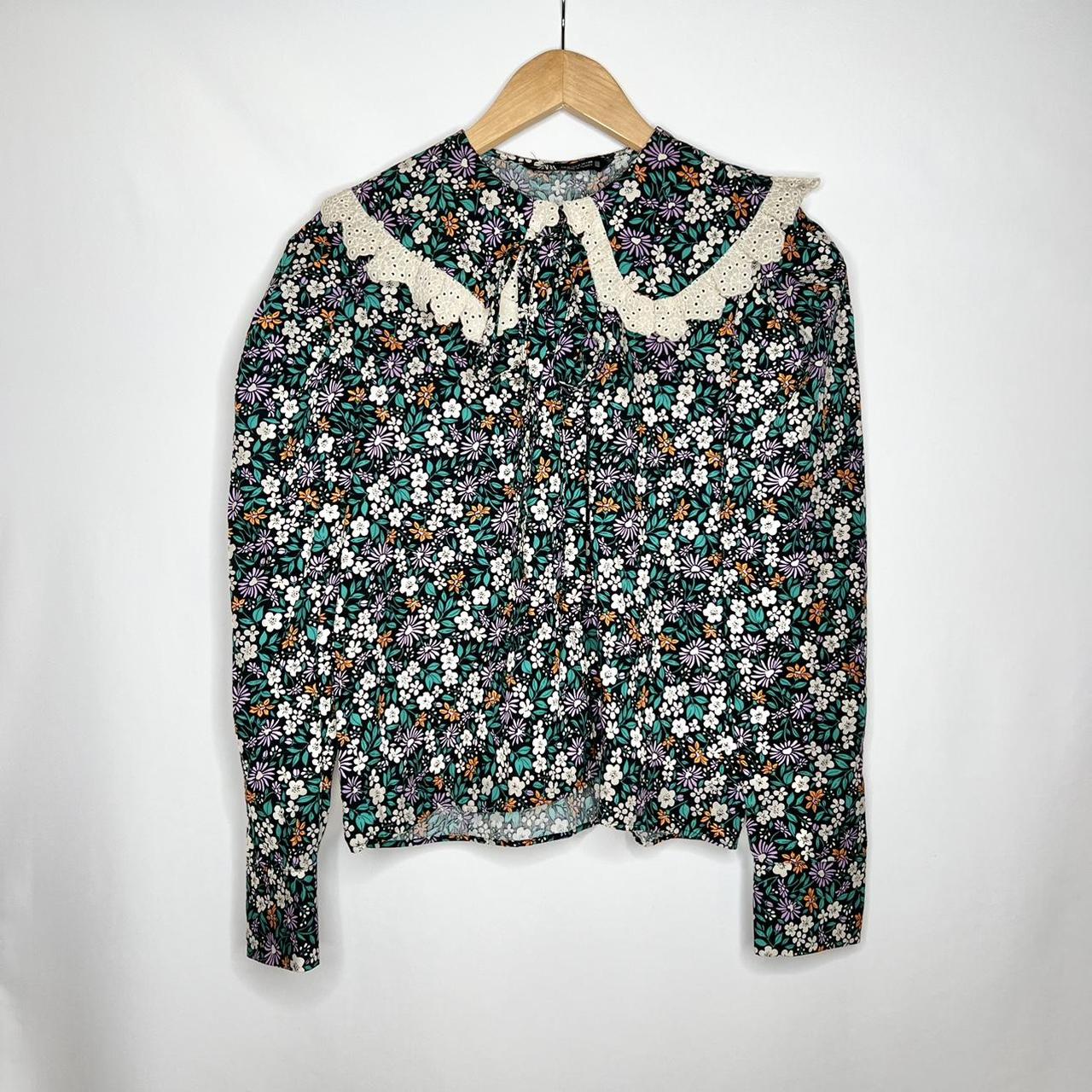 ZARA FLORAL & LACE TRIM COLLAR BLOUSE L Brand:... - Depop