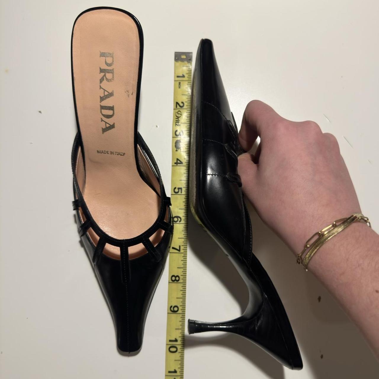 未使用PRADAハイヒール PRADA Vernice Metal Triangle Logo 45mm Loafer Pumps 38 Black