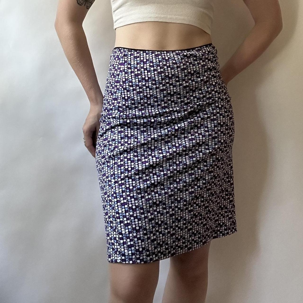 90s geometric skirt waist 13-20in length 23in laid... - Depop