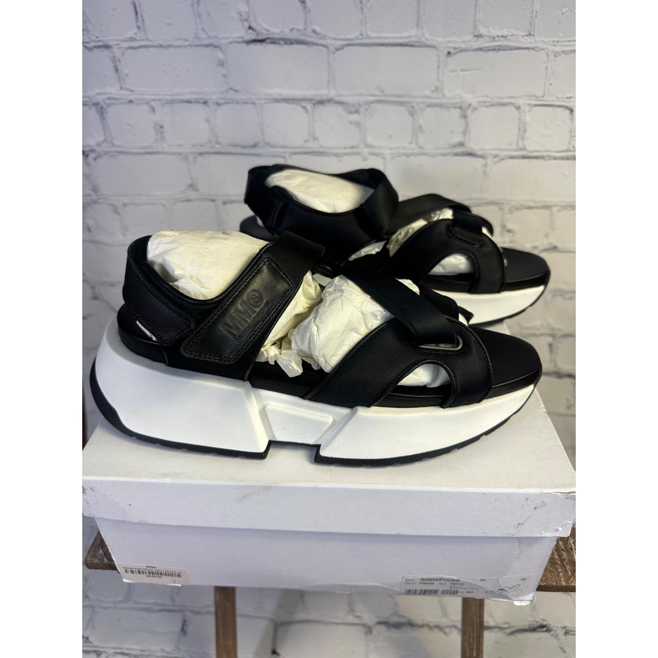 item listed by drolabshop