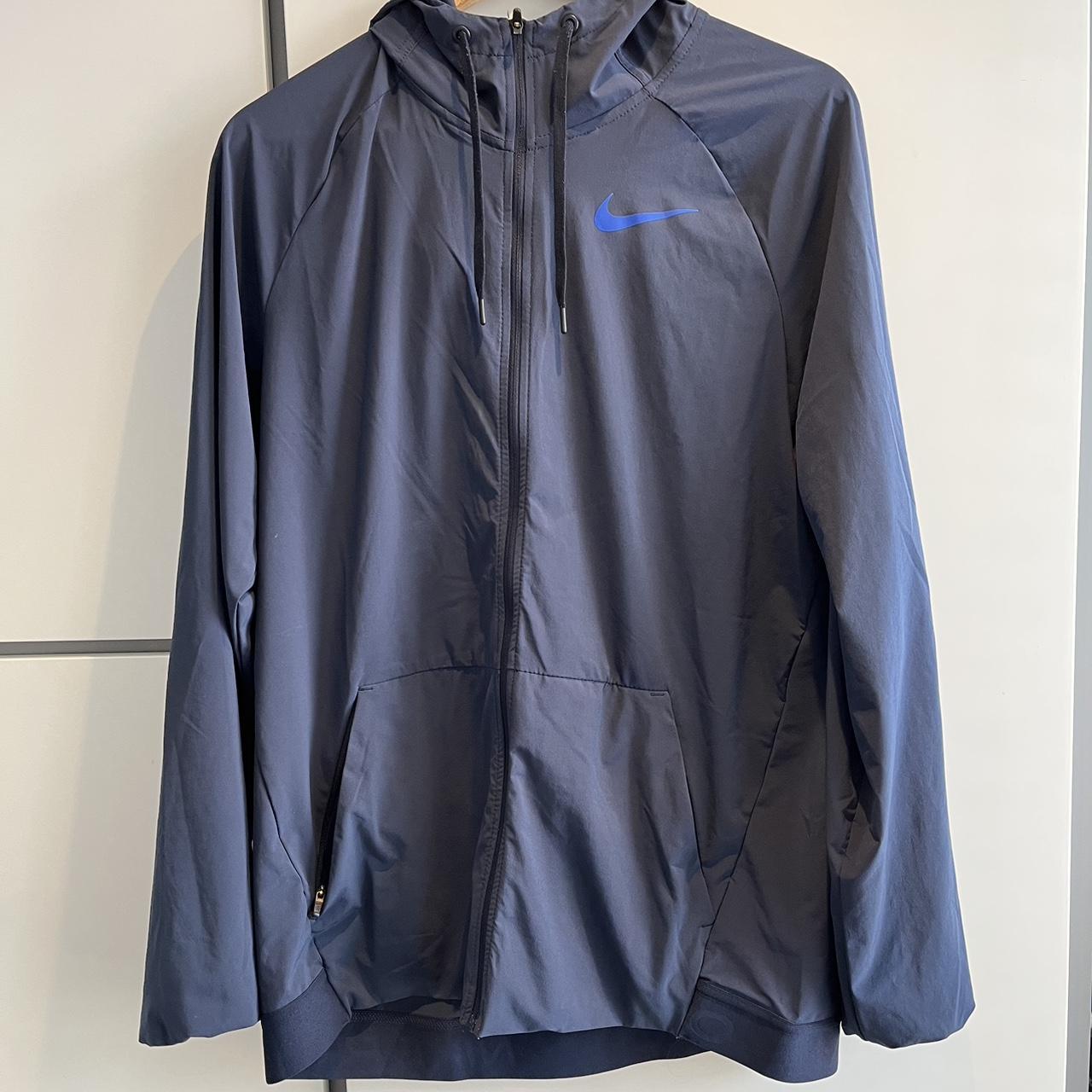 Nike pro jacket Depop