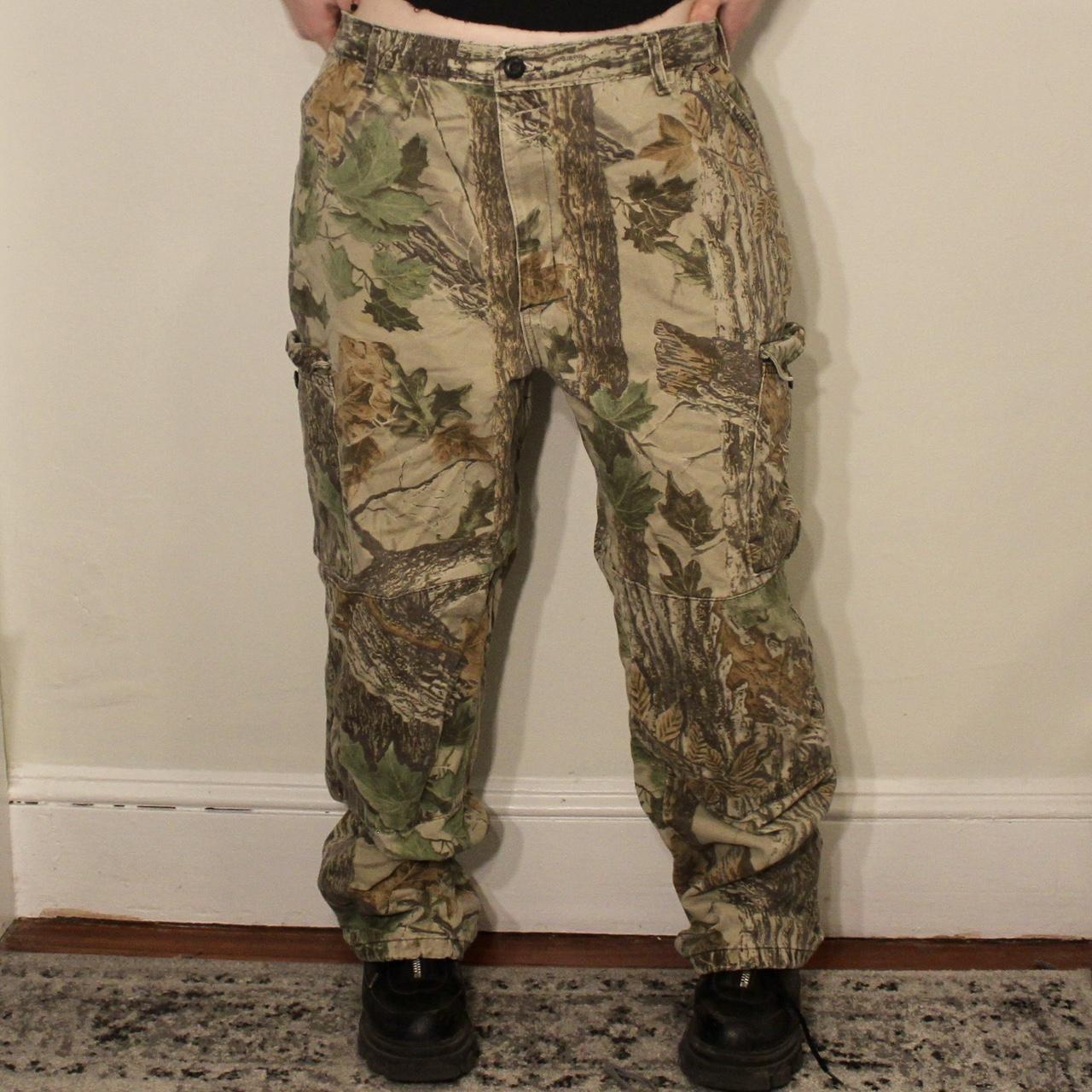 Camo cargo pants size Xl / waist 42-44 Waist... - Depop