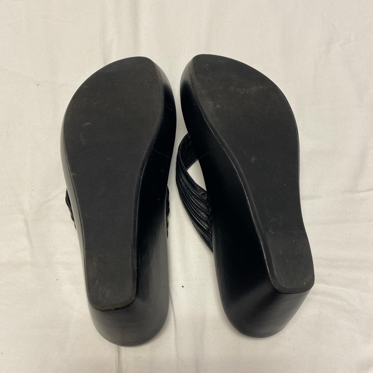 Naturalizer Platform Black Sandals Size 7 - Depop