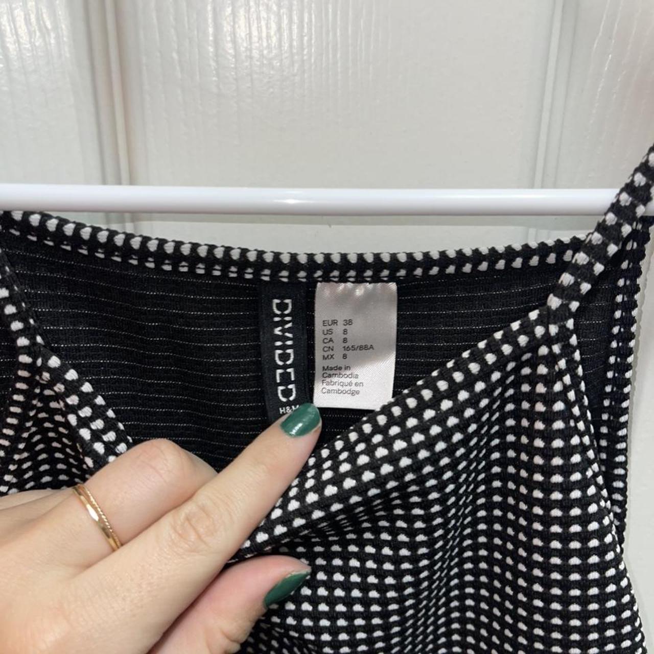 🏁Black & White Halter Mini Dress🏁 Really flattering... - Depop
