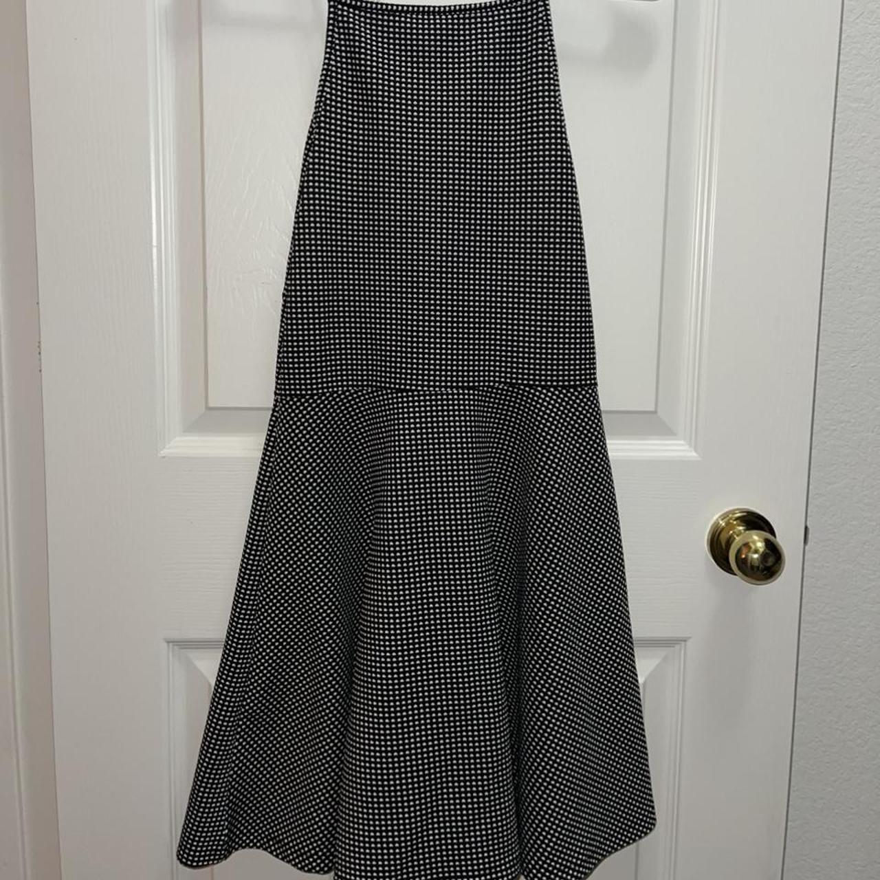 🏁Black & White Halter Mini Dress🏁 Really flattering... - Depop