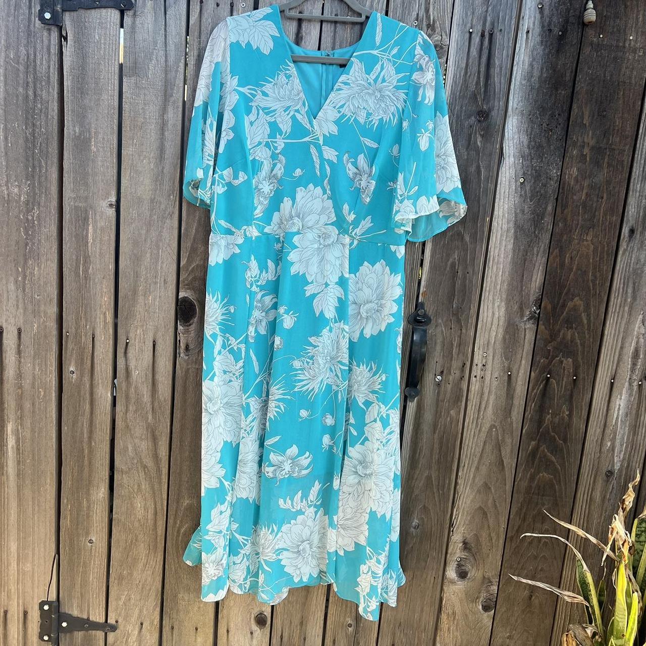 Beautiful blue and white floral dress. Lane Bryant... - Depop