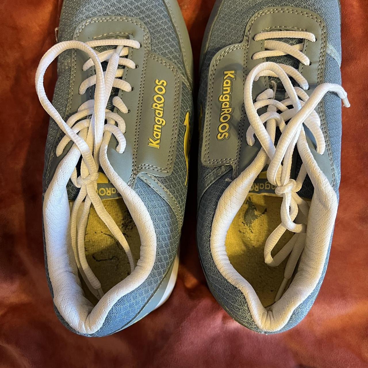 Women's Sz 11 KangaROOS Running Athletic Tennis Shoes Blue Yellow w/  Pocket-EUC