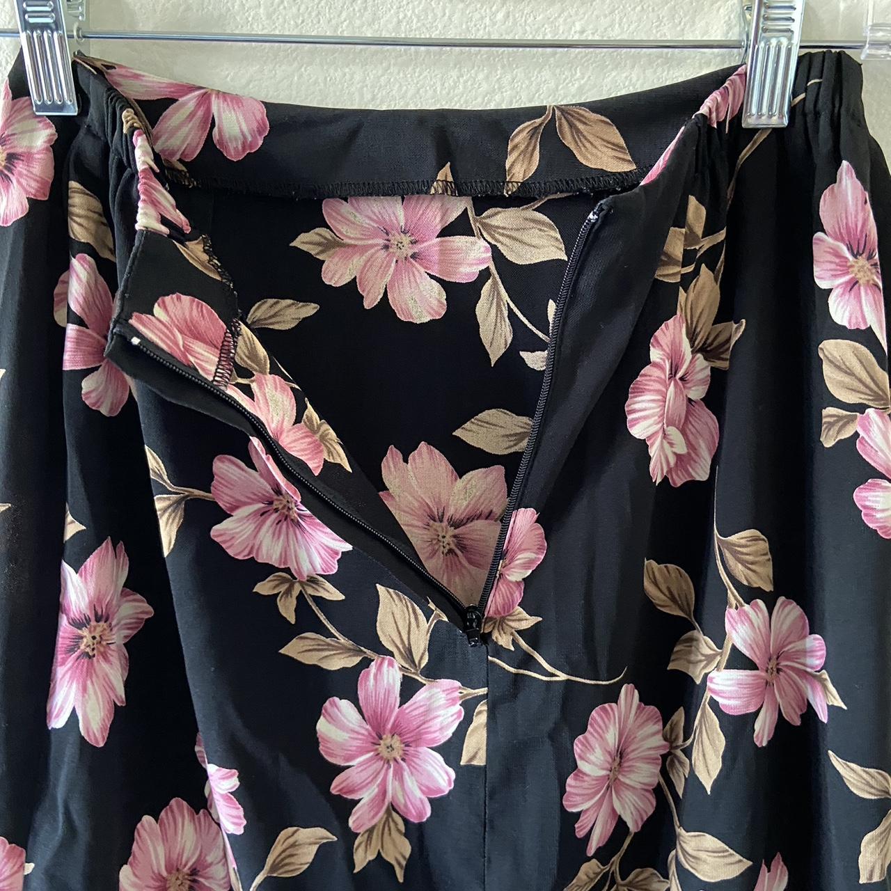 90s Black Pink And Green Floral Mid Rise Midi Skirt - Depop