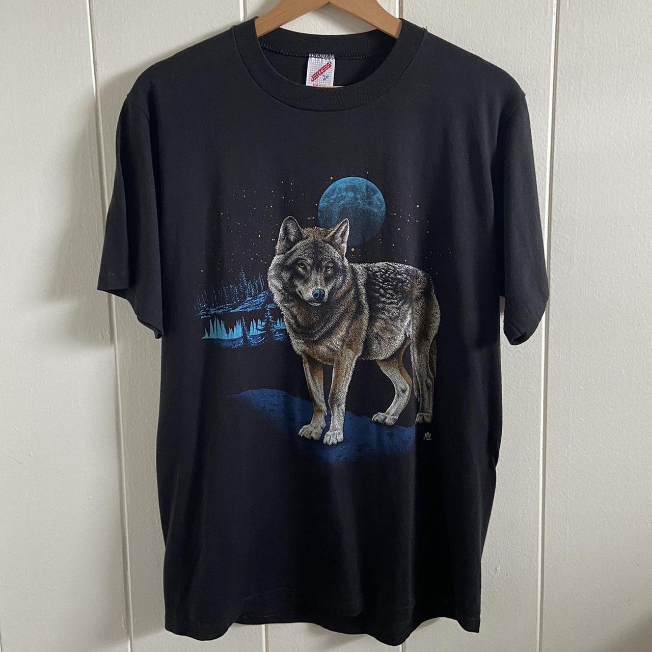 1987 Vintage wolf and moon graphic t-shirt Size L... - Depop