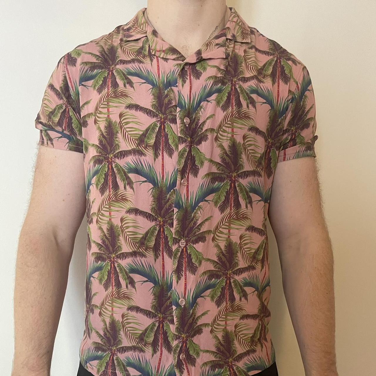 Pink Palm Tree Dead Legacy Shirt. Label reads XL but... - Depop