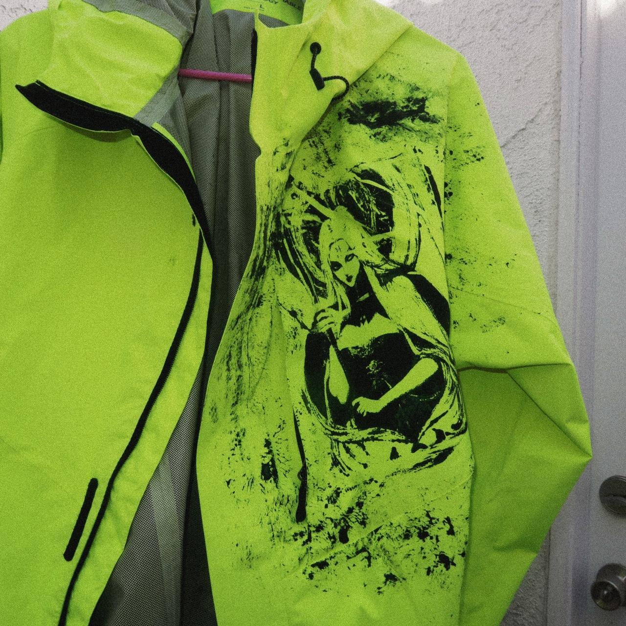 My “serena” design of on a Neon green