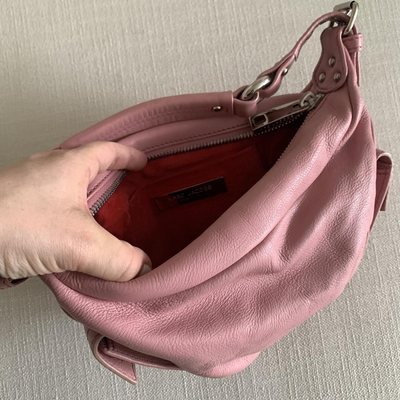 Marc Jacobs Round Leather Crossbody Bag Pink Pony-style calfskin ref.593303  - Joli Closet