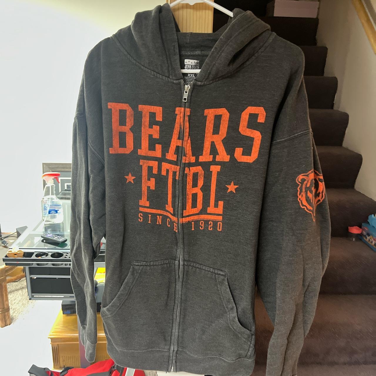 Chicago Bears zip up Hoodie XXL - Depop